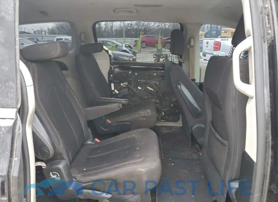 2C4RC1CG5HR522007# 11