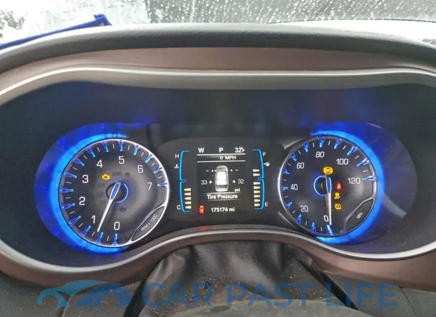 2C4RC1CG5HR522007# 9