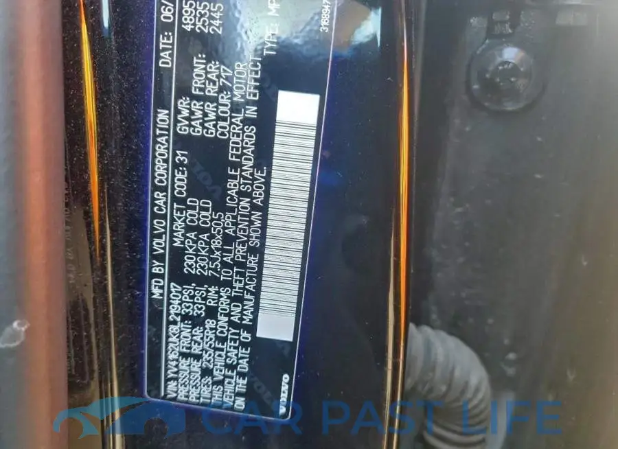 YV4162UK8L2194017# 13
