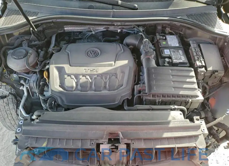 3VV3B7AXXKM111538# 12