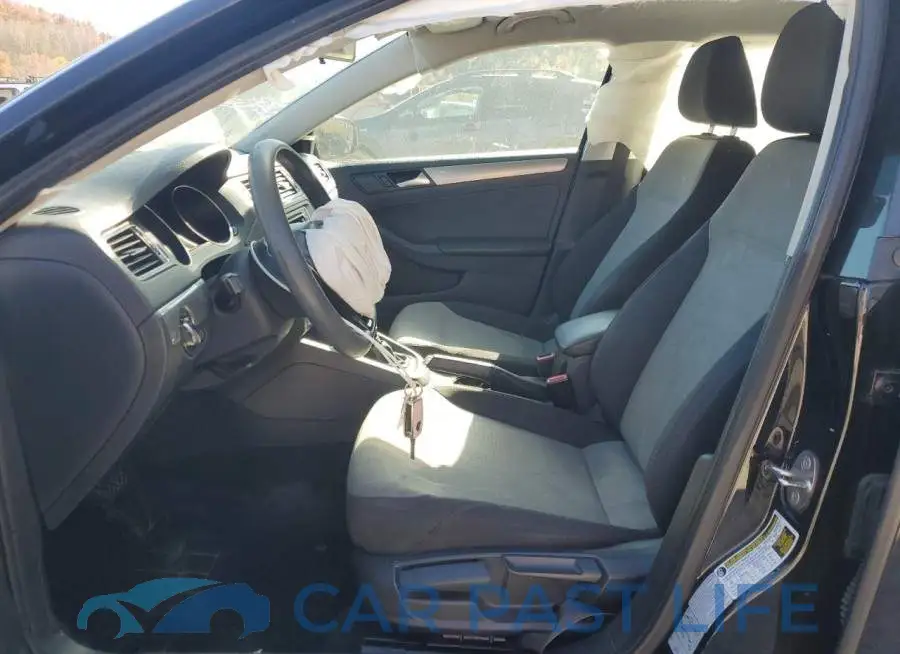 3VW2B7AJ1HM218540# 7