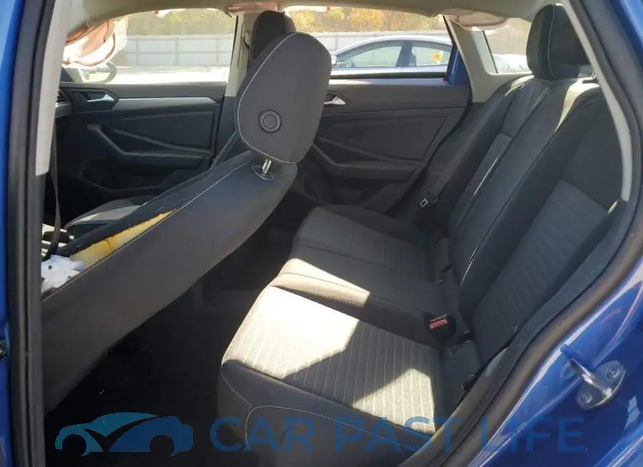 3VW5M7BU8PM060874# 10
