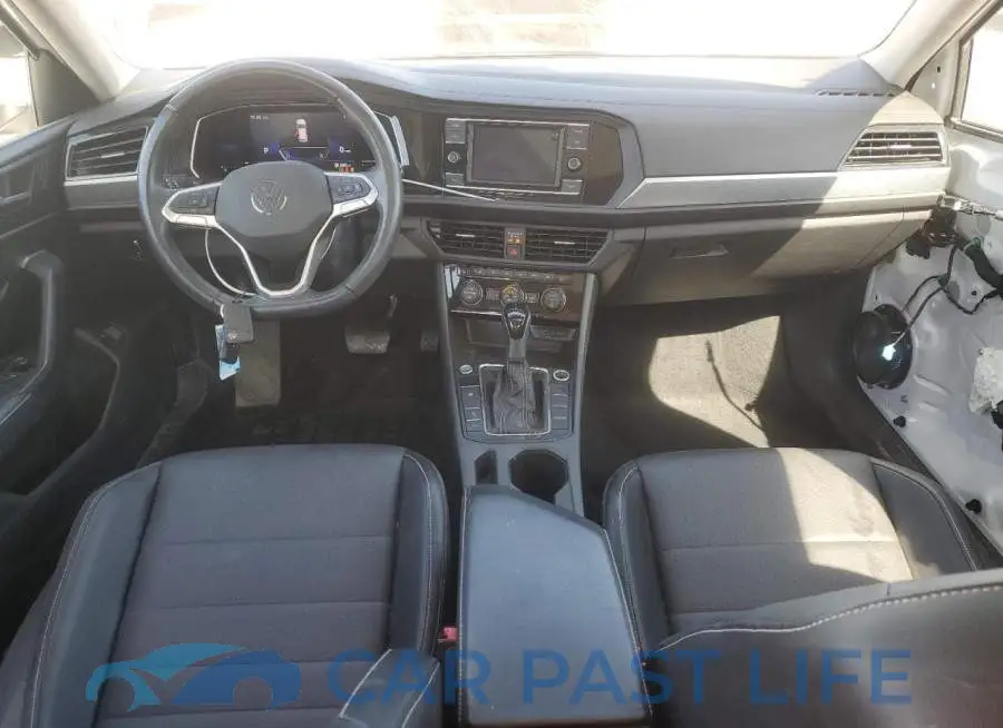 3VW7M7BU0NM015207# 8