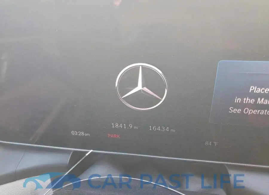W1NKM4GB1SF296490# 9