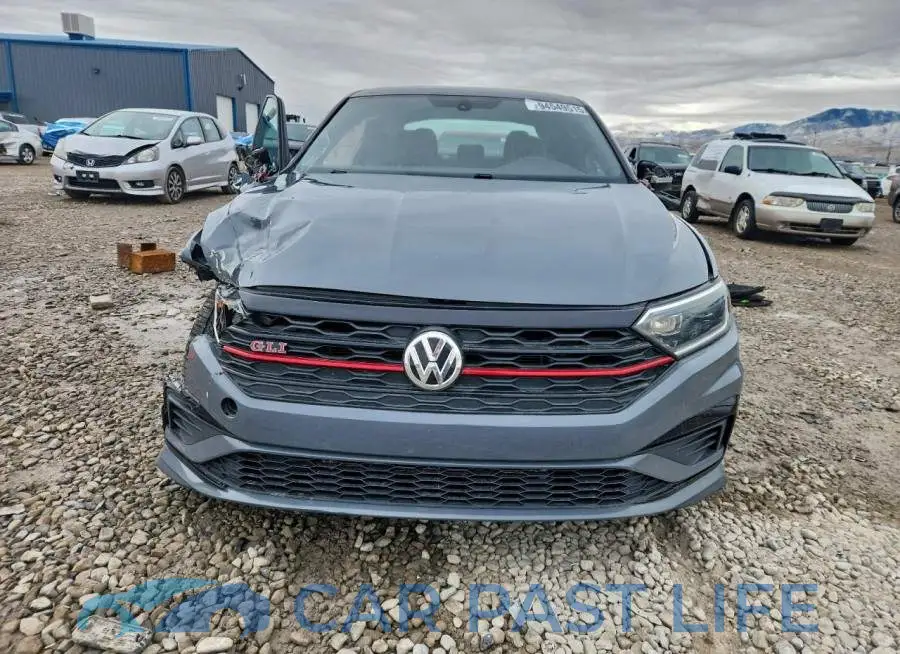 3VW6T7BU9KM188377# 5