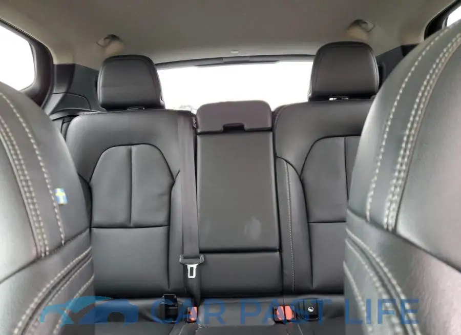 YV4162UL9L2327814# 10