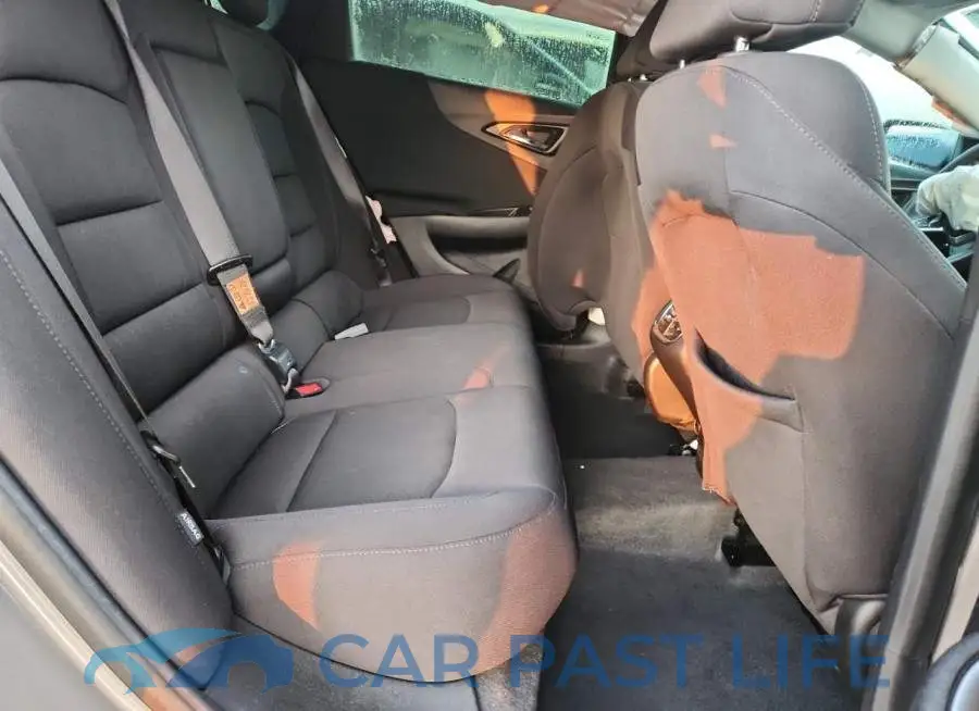 1G1ZD5ST5PF247577# 10