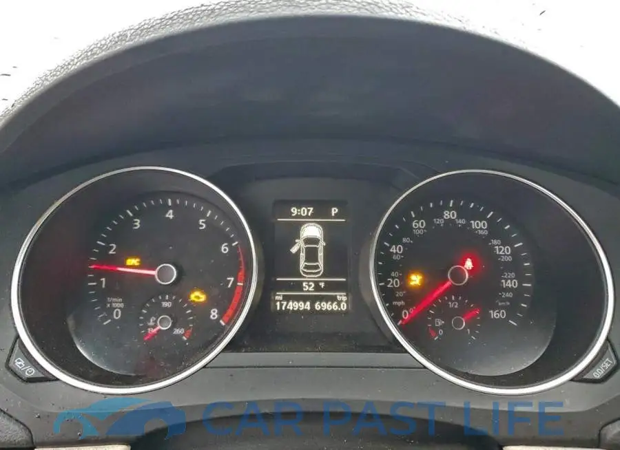 3VWDB7AJ8HM352132# 9