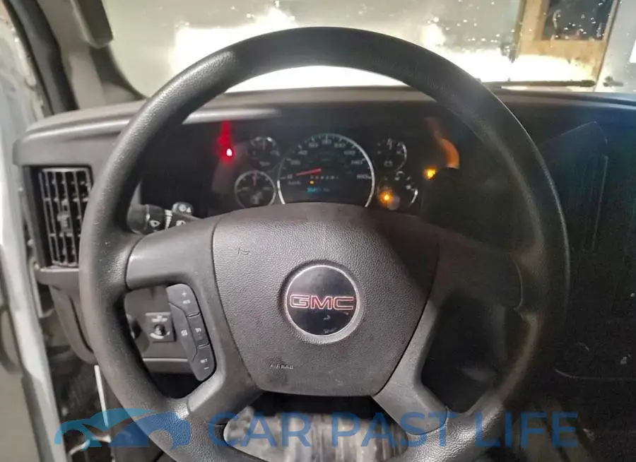 1GTW7AFF2H1285300# 9