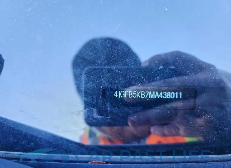 4JGFB5KB7MA438011# 13