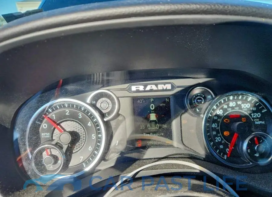 1C6SRFBT8MN611774# 9