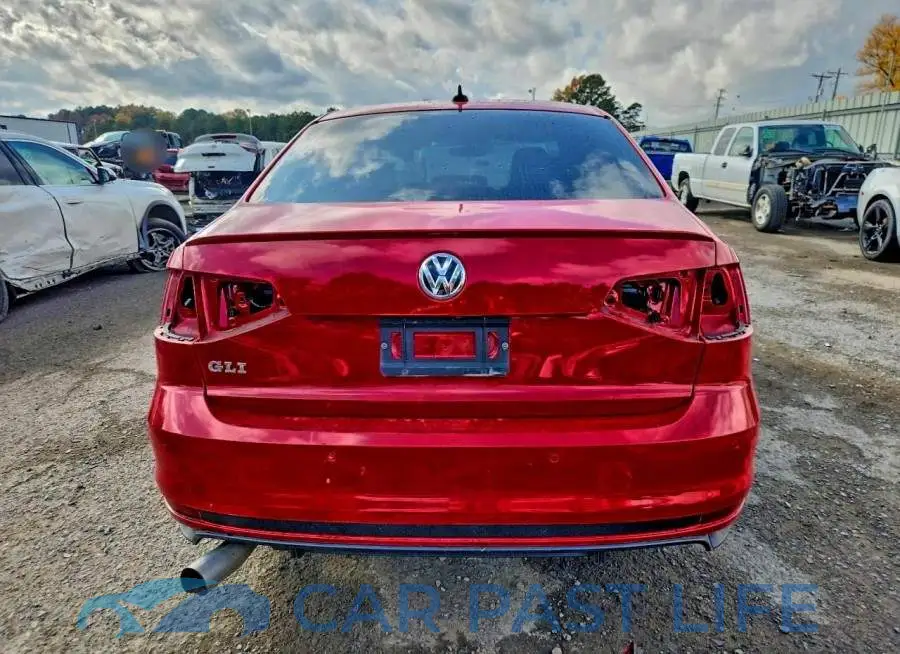3VW5T7AJ2HM405604# 6