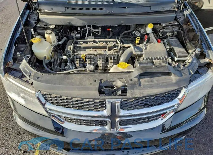 3C4PDCABXJT385429# 12