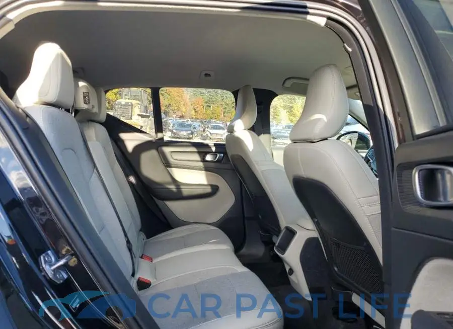 YV4162UK2L2287602# 11