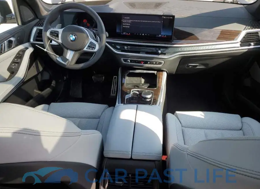5UX23EU01T9076395# 8