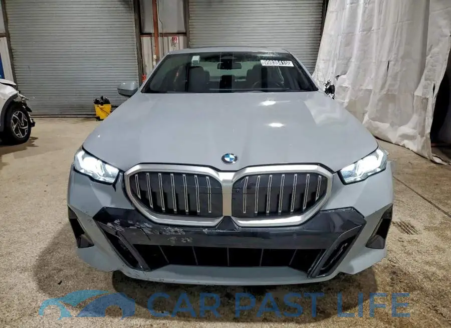 WBA53FJ04TCV98429# 5