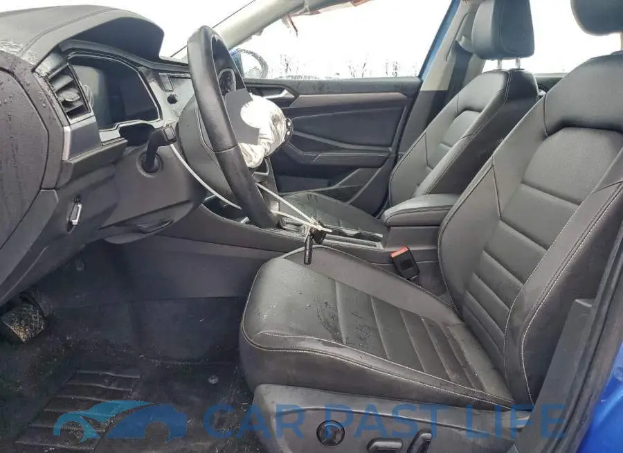 3VW7M7BU8NM011177# 7