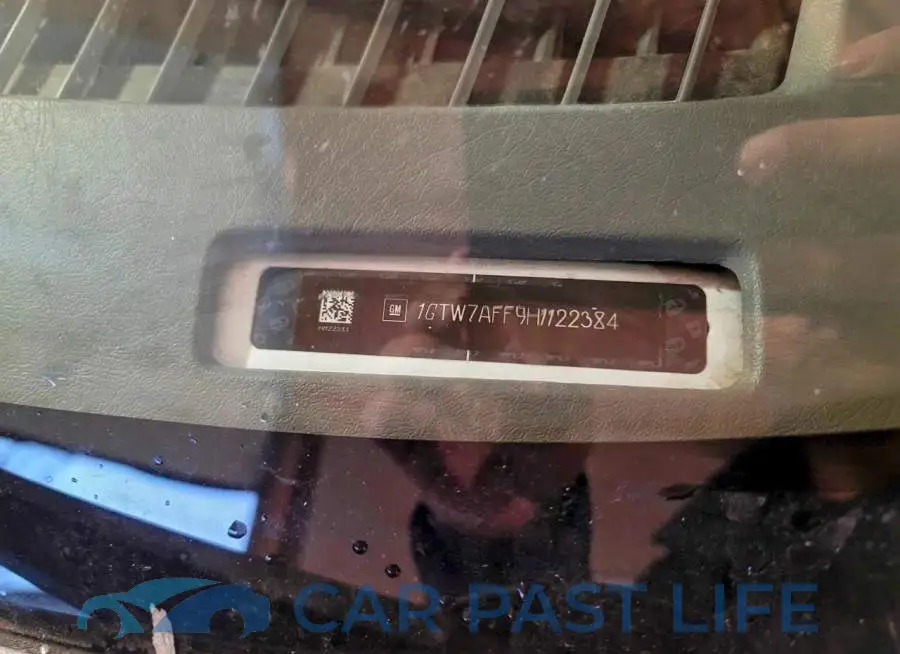 1GTW7AFF9H1122384# 10