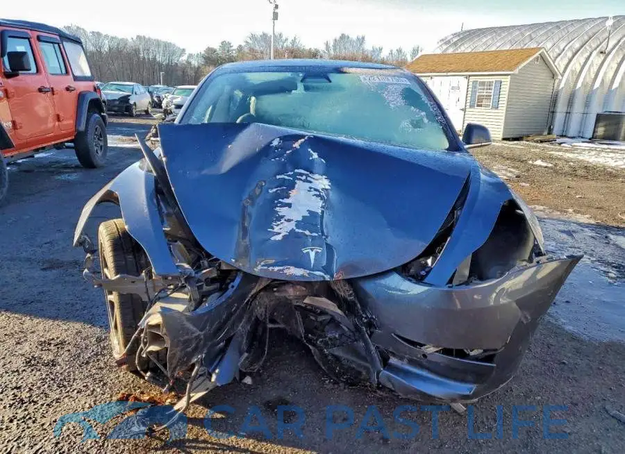 5YJ3E1EB5LF616927# 5