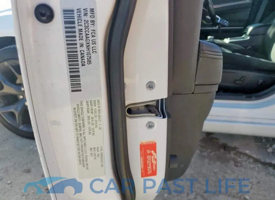 2C3CCAAGXNH107585# 12