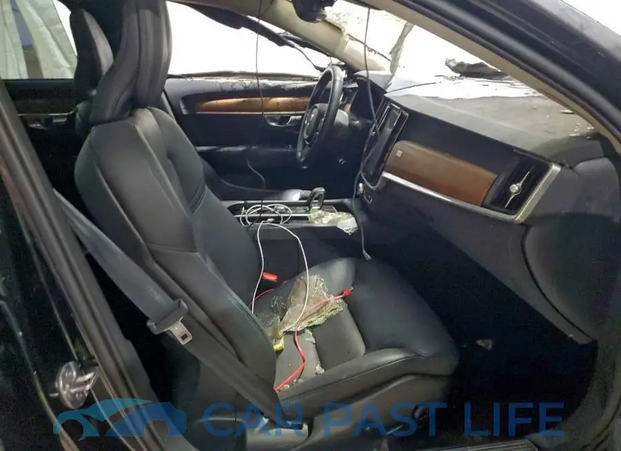 LVY062MK2NP271607# 7
