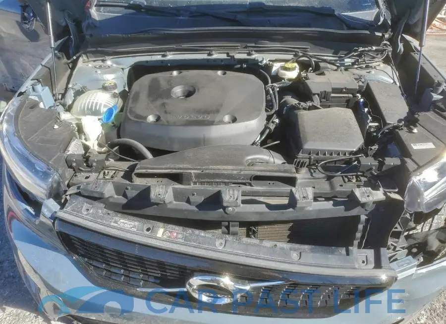 YV4162UM3L2245800# 12