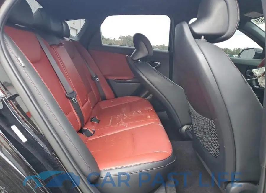 3KPFW4DC2SE108313# 10