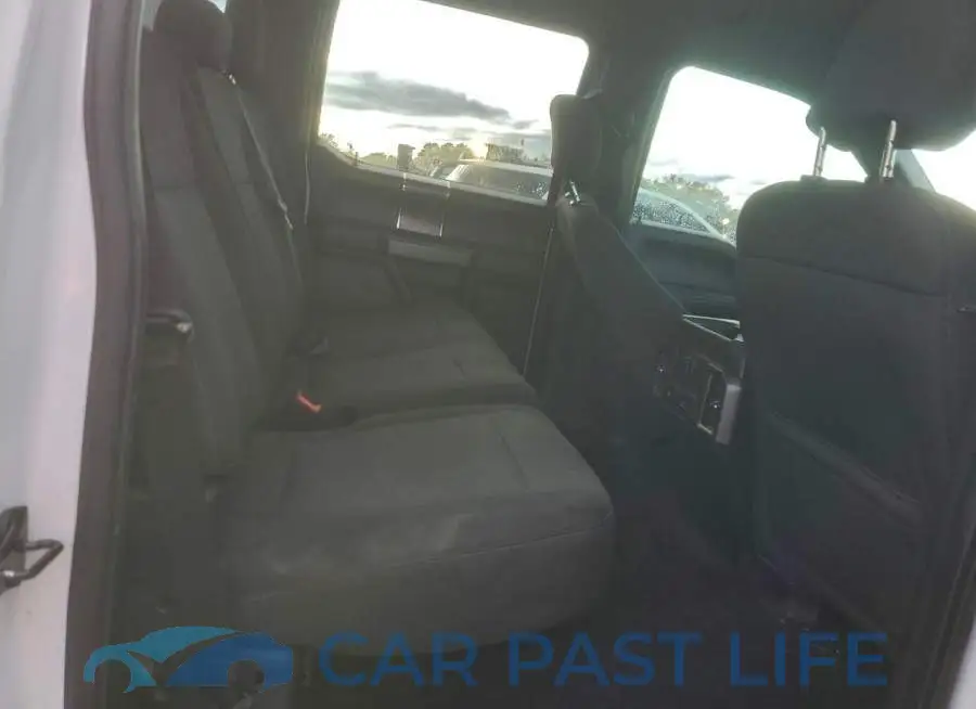 1FTEW1EG9JFB20359# 10