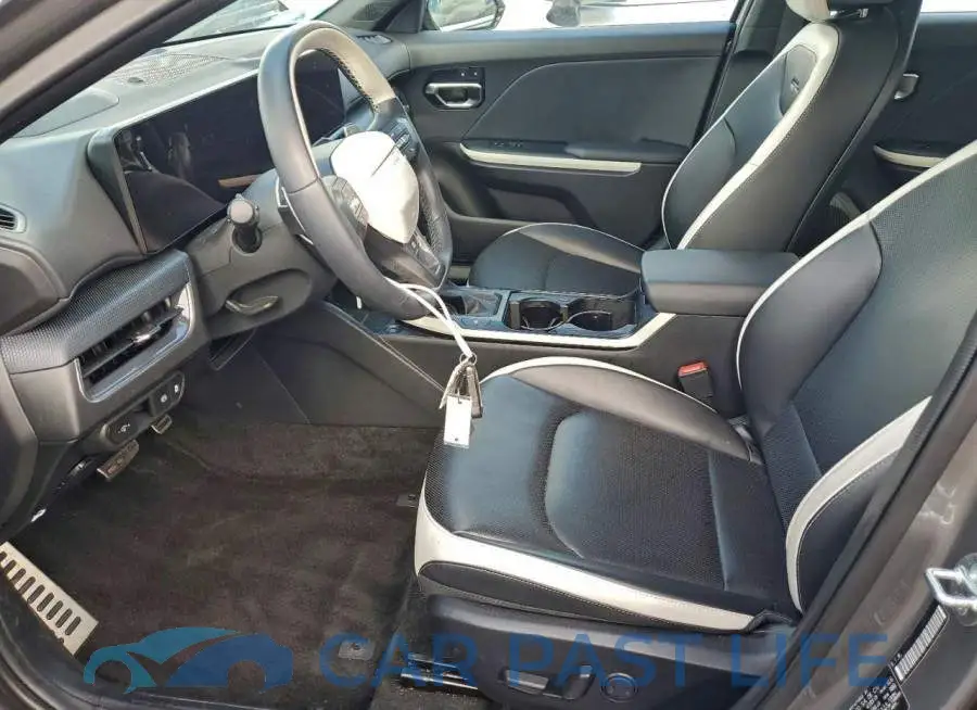 3KPFW4DC2SE085860# 7