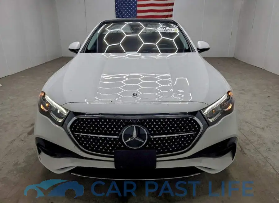 W1KLF4GB6SA125534# 5