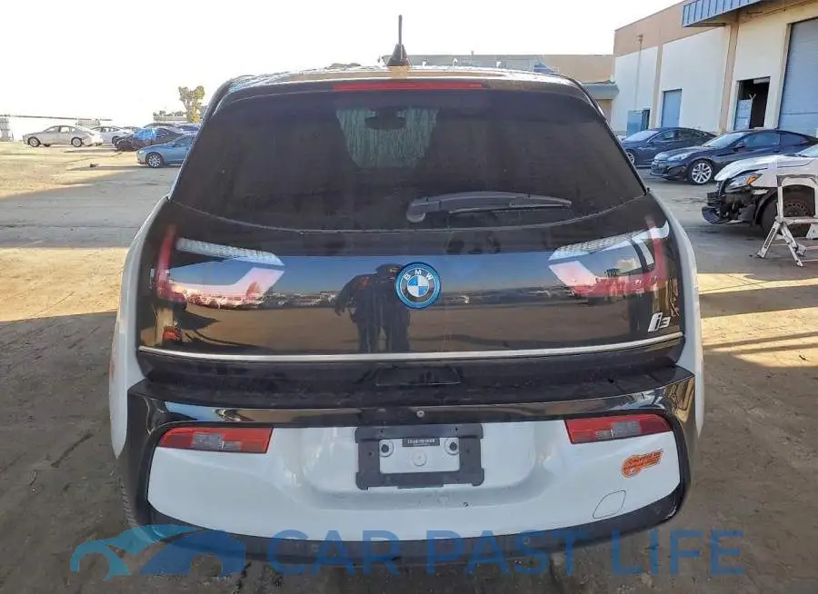 WBY8P4C55K7E55709# 6
