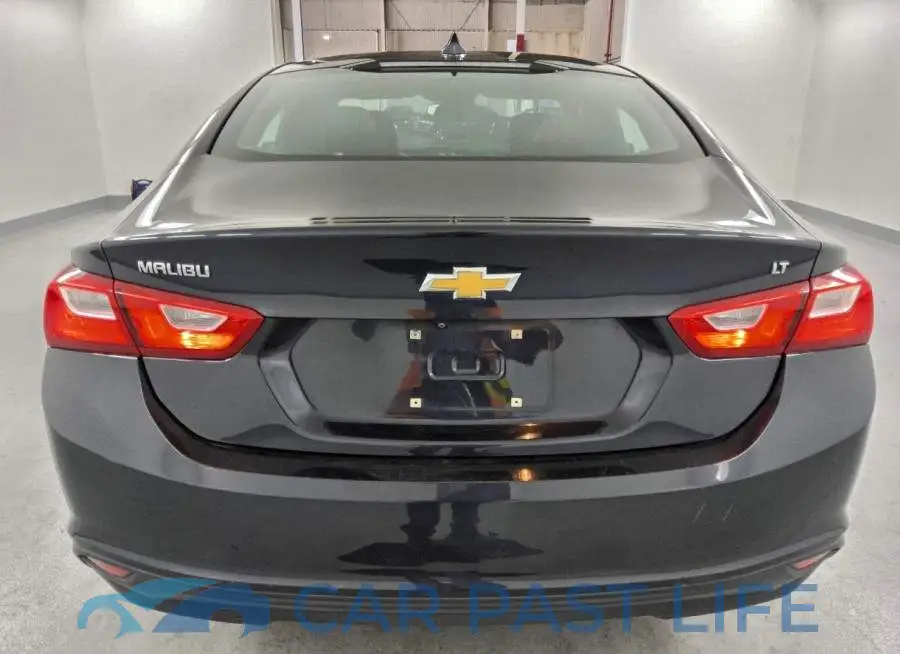 1G1ZD5ST9PF175704# 6