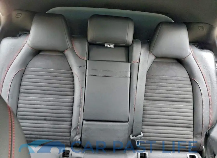 WDDTG5CB8JJ397736# 10