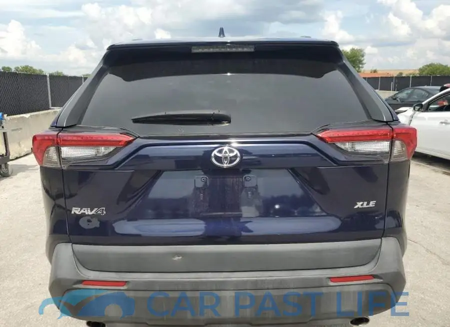 2T3C1RFV4MW174253# 6