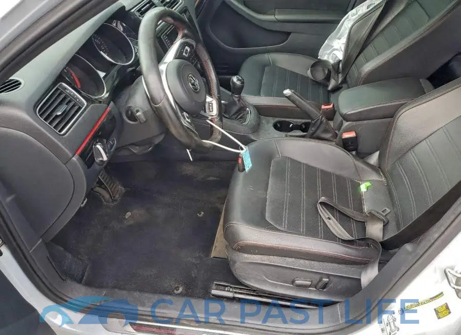 3VW5T7AJXHM350349# 7