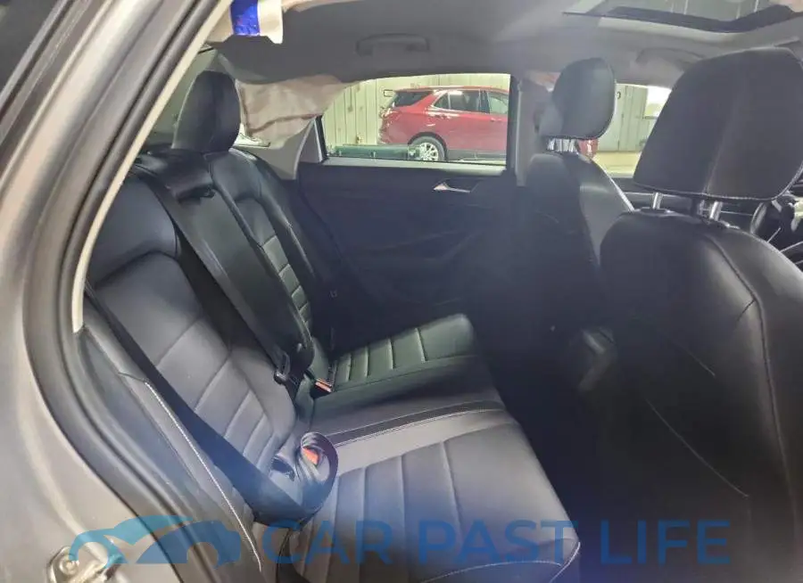 3VW7M7BU5NM031337# 10