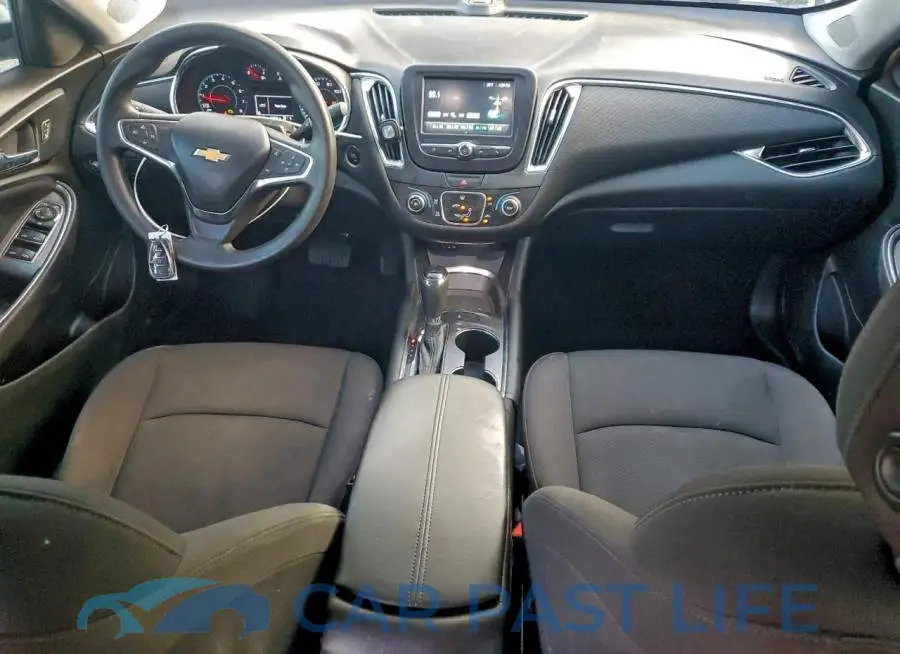 1G1ZD5ST3JF208638# 8