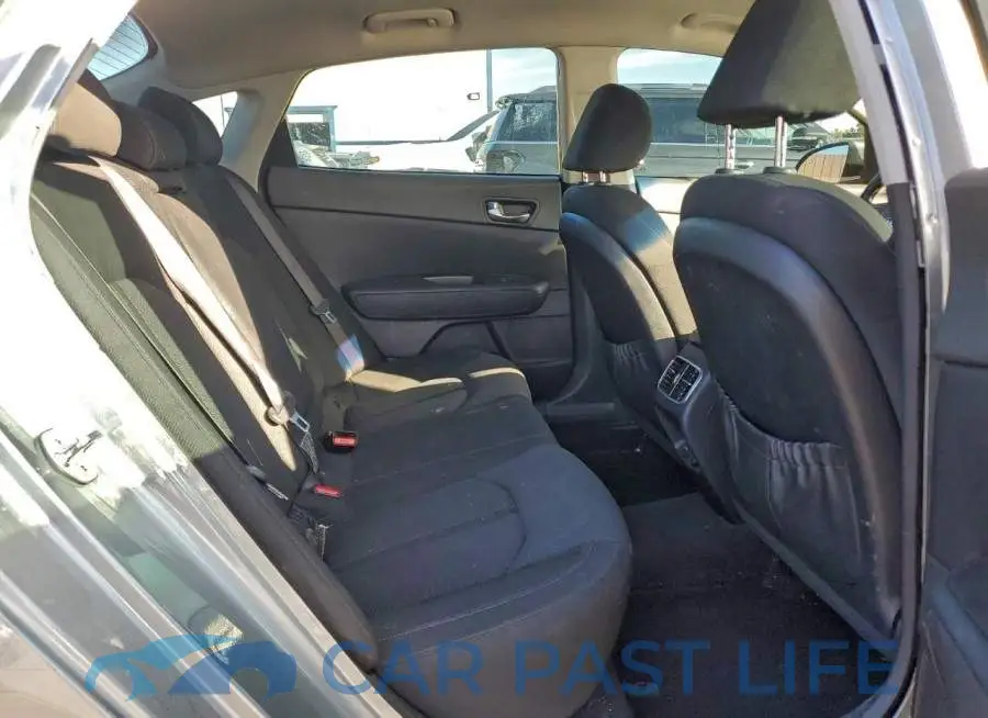 KNAGT4LE7J5021501# 10