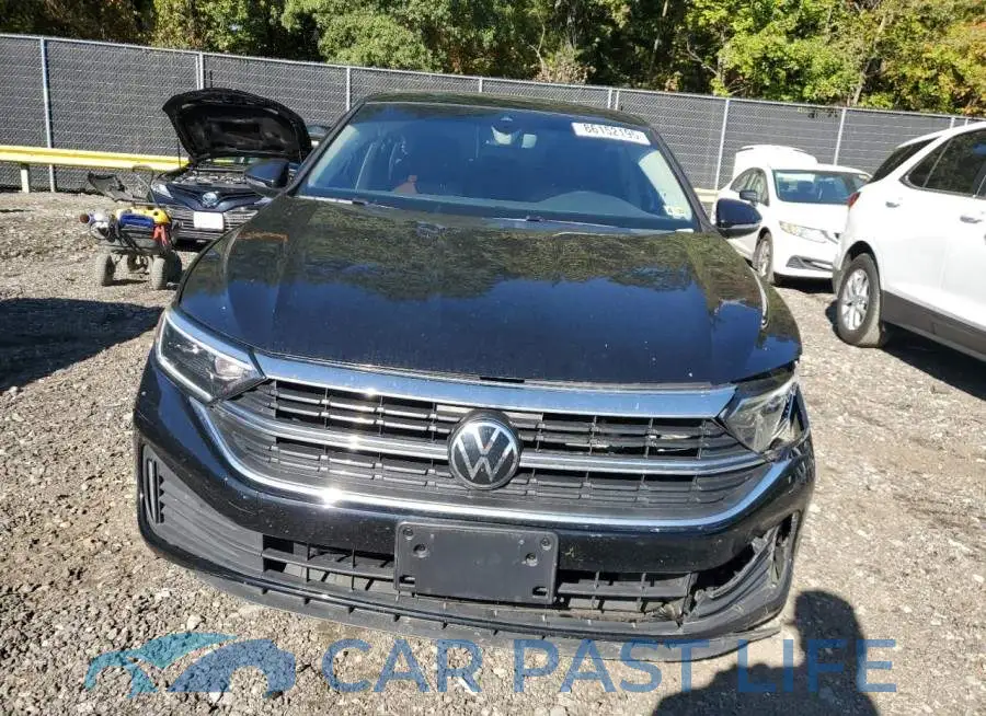 3VWGM7BU8RM061597# 5