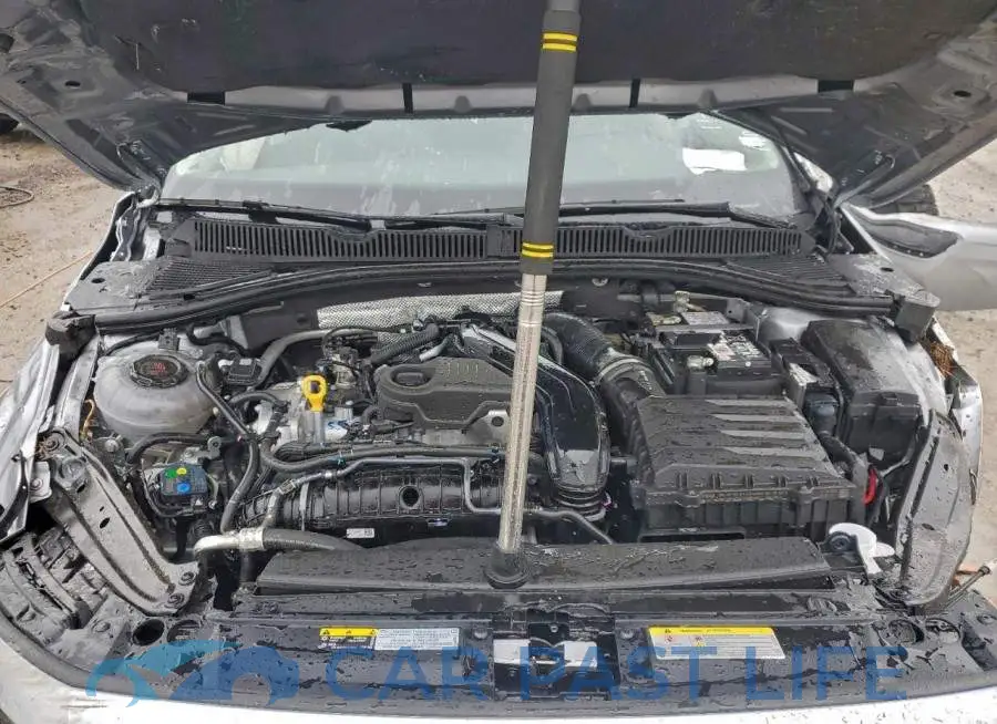 3VW7X7BU0SM101832# 11