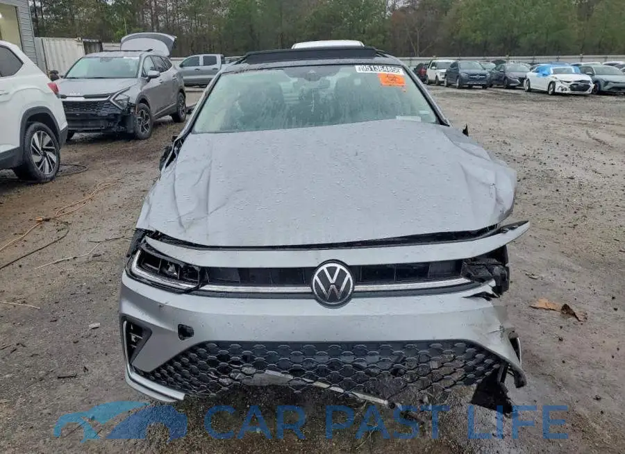 3VW7X7BU0SM101832# 5