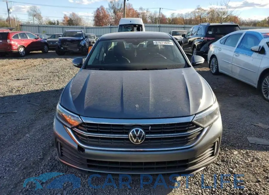 3VWGM7BU9NM025606# 5