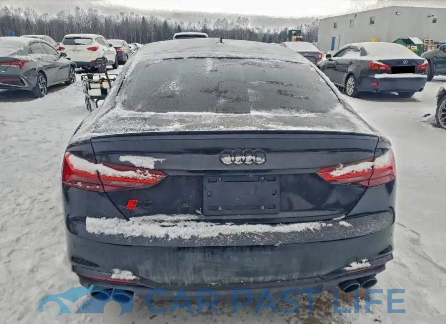 WAUA4CF50SA002774# 6