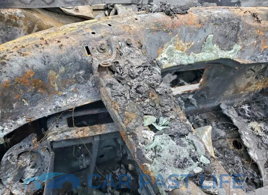 2C3CDZAG8NH175282# 9