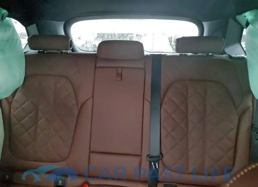 5UX23EU04T9232087# 10