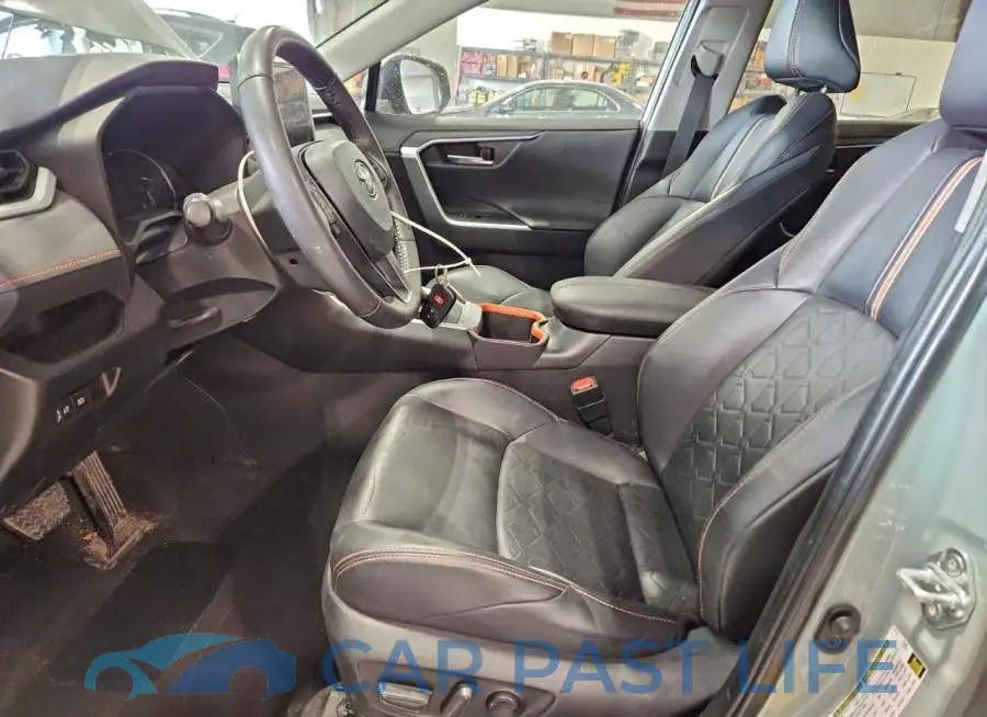 2T3J1RFV8PW332430# 7