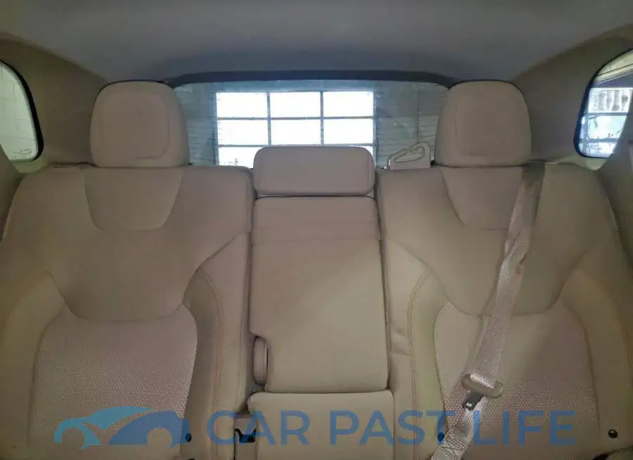 1C4PJMCB1KD322996# 10