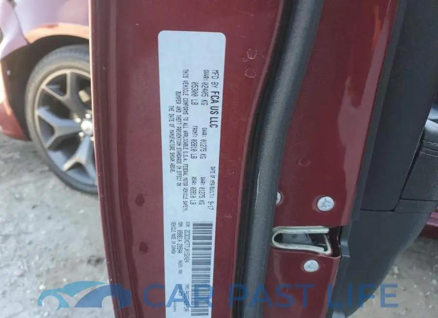 2C3CDXCT7JH152424# 12