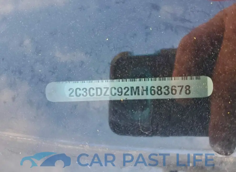 2C3CDZC92MH683678# 12