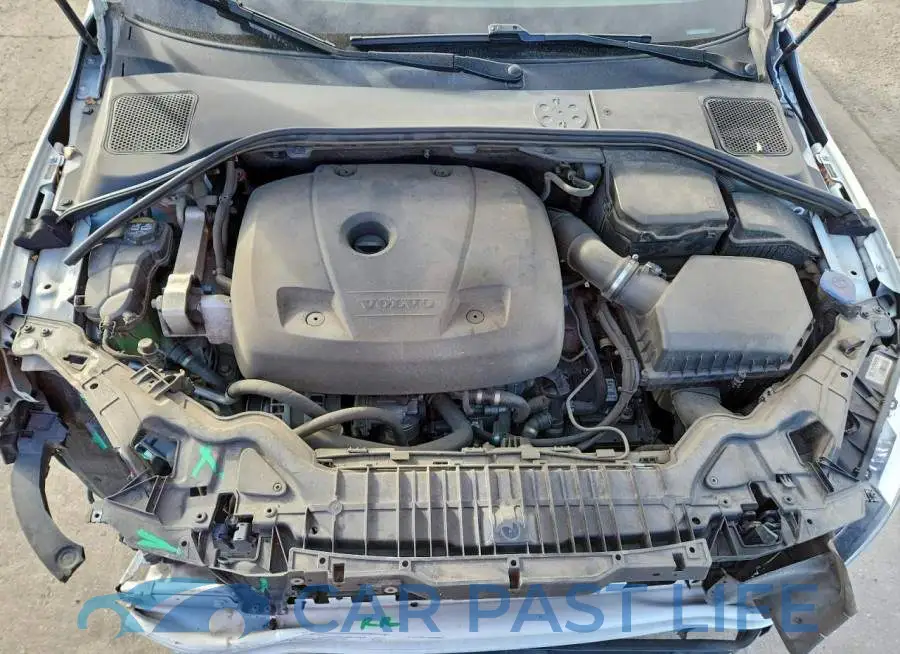 YV440MWK8J2058653# 12
